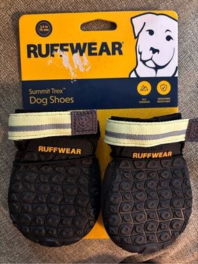 Ruffwear Summit Trex Dog Boots Size 3.0 Set of 4 Hiking Paw Protectors